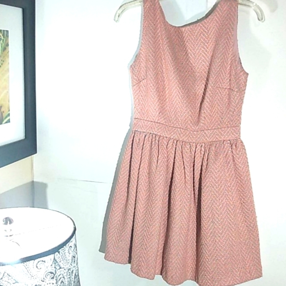 DO+BE NWT FIT & FLARE BACKOUT DRESS SIZE SMALL